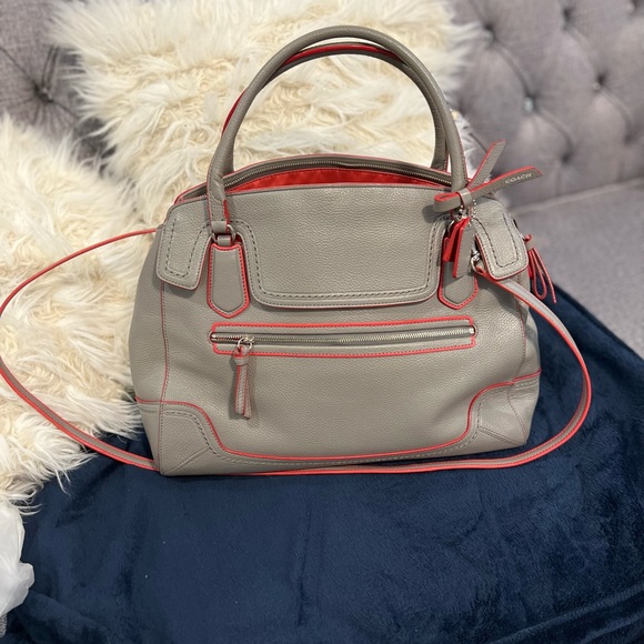 Beautiful coach bag used as good as new. It is beautiful.💼 - Picture 1 of 12